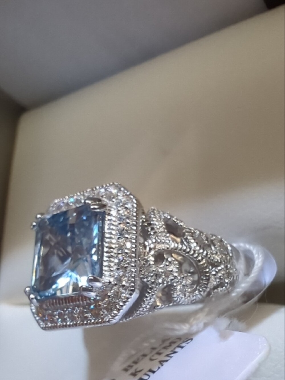 JTV Platineve-Style Blue Square Gem Halo Ring Vanna k Bella luce - Picture 4 of 7